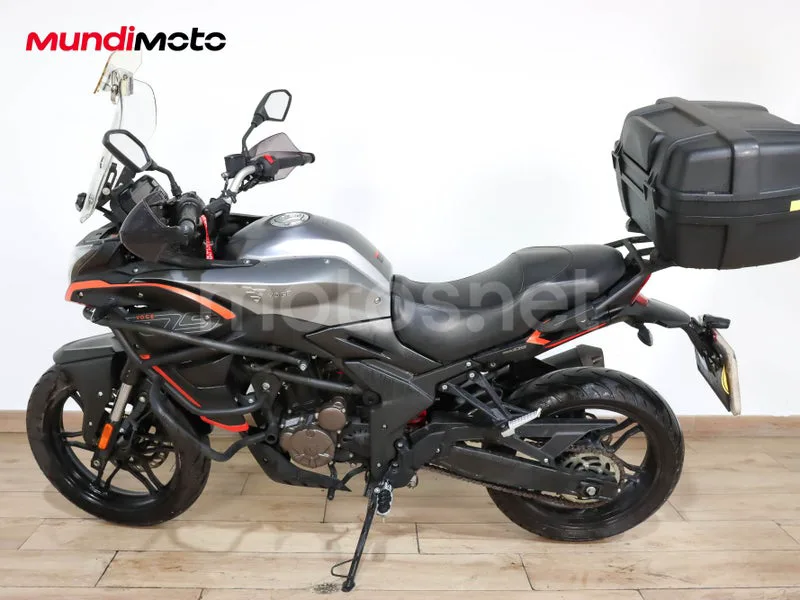 Voge 300DS - Vista 6