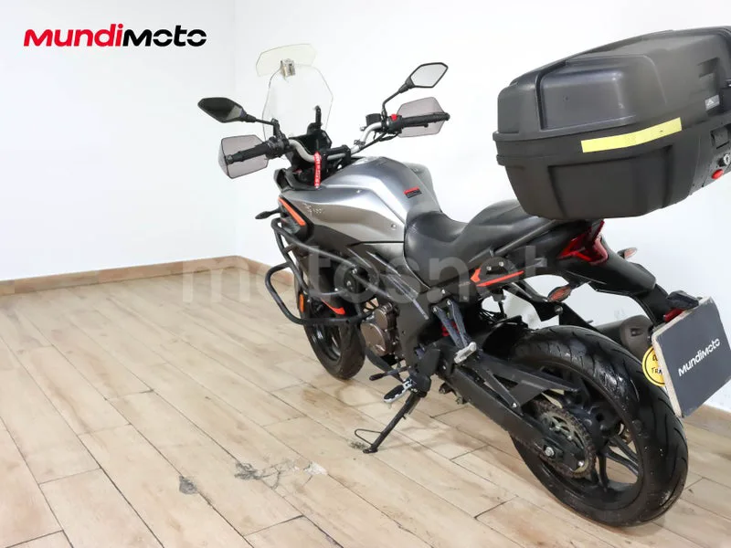 Voge 300DS - Vista 8