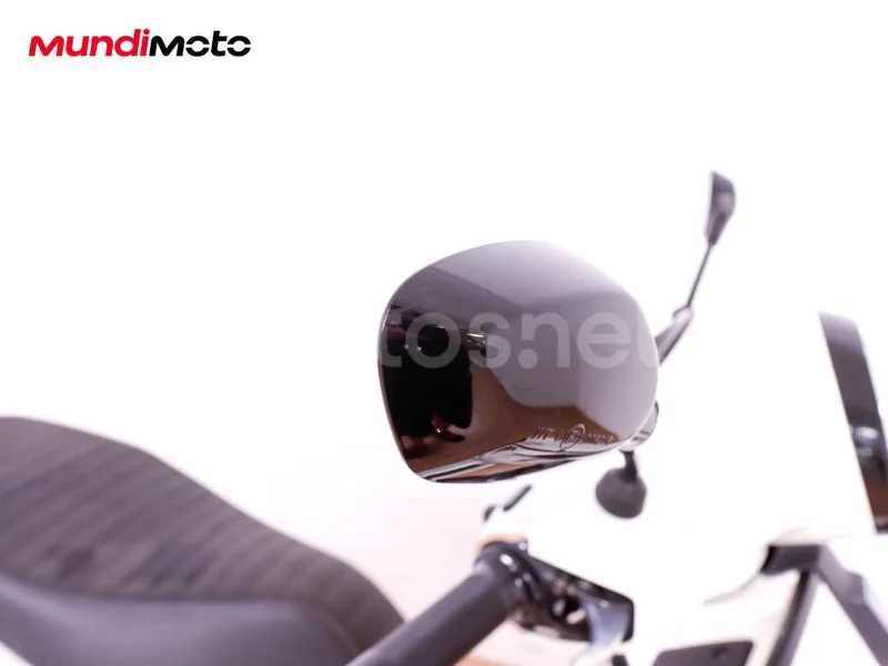 Vespa GTS 125 - Vista 23