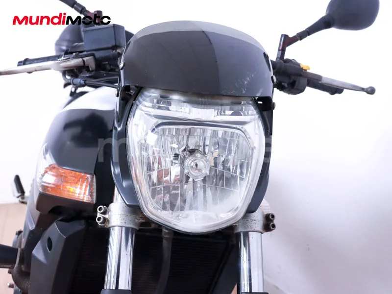Suzuki GSR600 - Vista 5