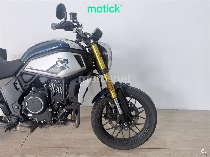 CFMOTO 700CL-X - Vista 4