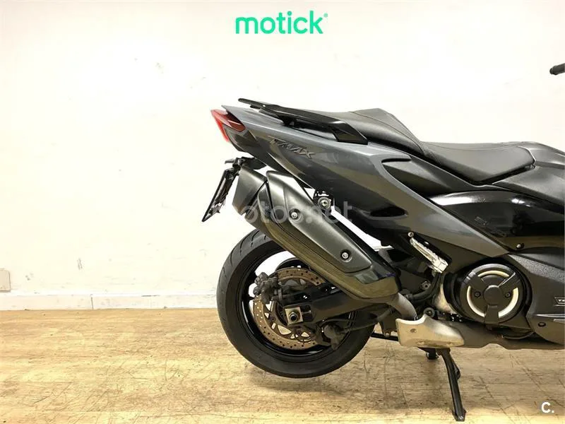 Yamaha TMAX 560 - Vista 3
