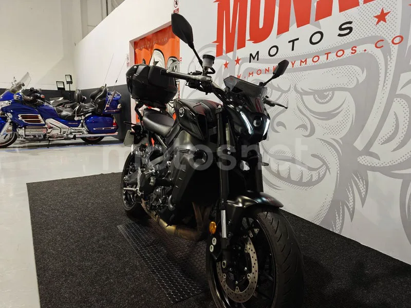 Yamaha MT-09 8990 € 2023 Navarra - 2