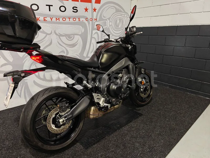 Yamaha MT-09 - Vista 3