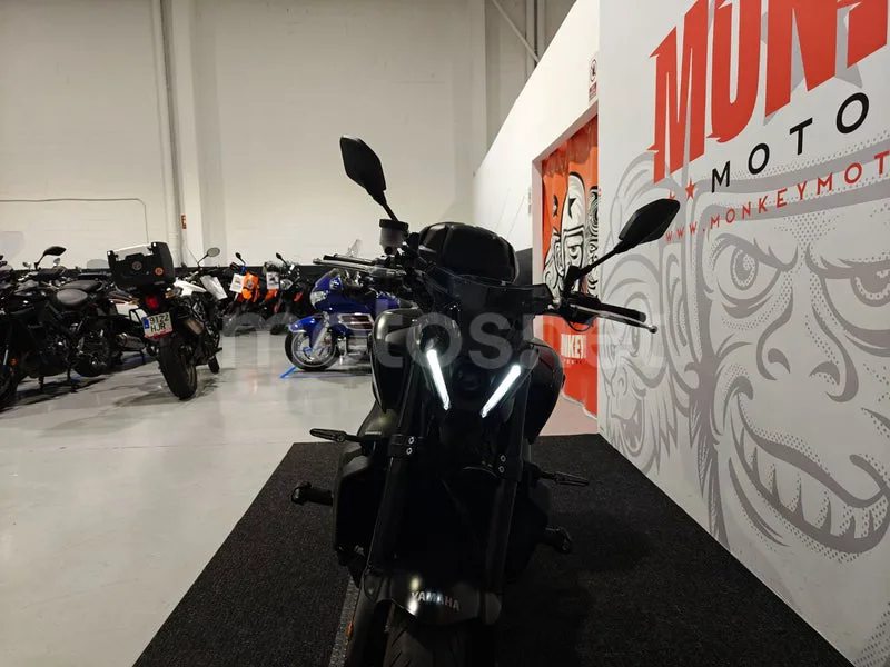 Yamaha MT-09 - Vista 4