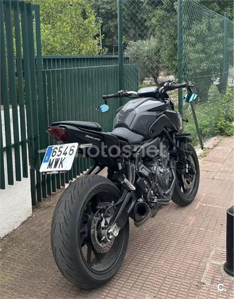 Yamaha MT-07 - Vista 4