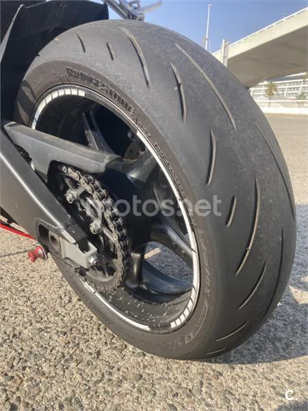 Yamaha YZF-R6 - Vista 5