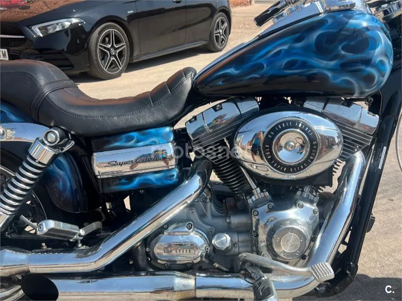 Harley-Davidson Dyna Wide Glide - Vista 4