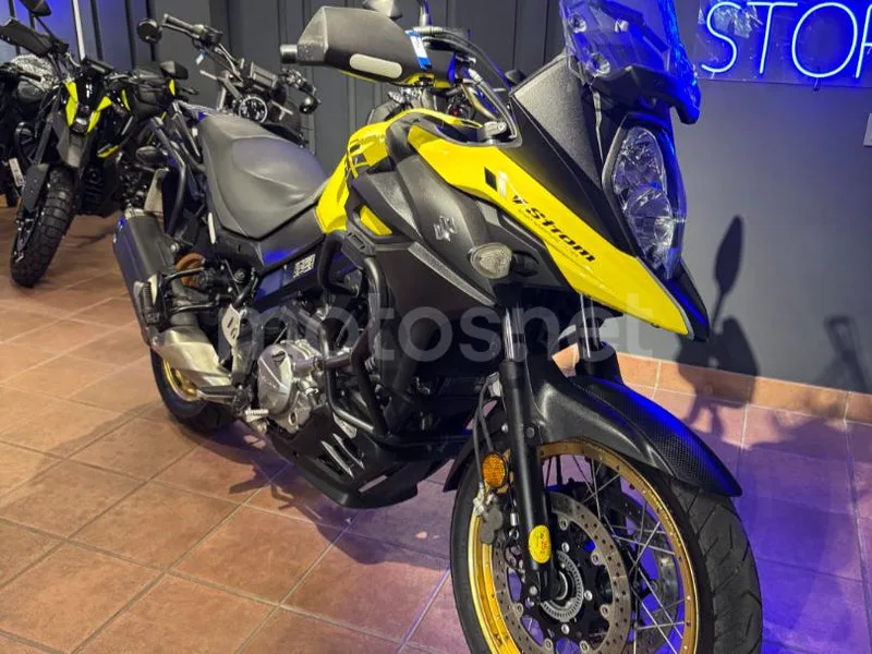 Suzuki V-Strom 650XT - Vista 5