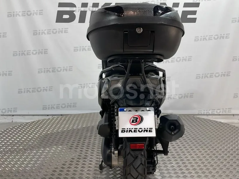 Kymco DTX 125 - Vista 6