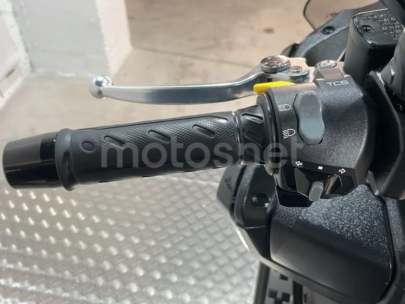 Kymco DTX 125 - Vista 10
