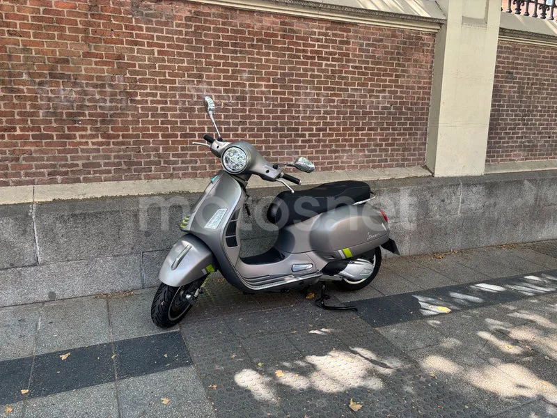 Vespa GTS 300 5100 € 2024 Madrid - 1