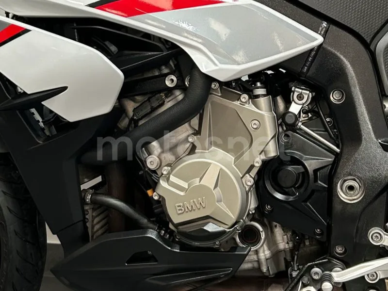 BMW S 1000 XR - Vista 7