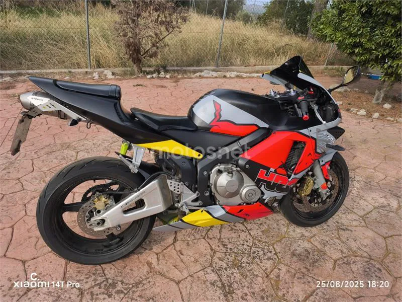 Honda CBR600RR - Vista 6