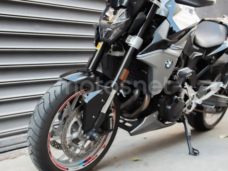 BMW F 900 R - Vista 17