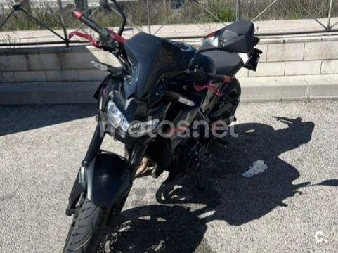 Kawasaki Z900 - Vista 7