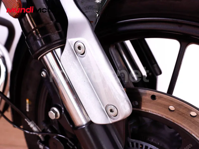 Royal Enfield Super Meteor 650 - Vista 17