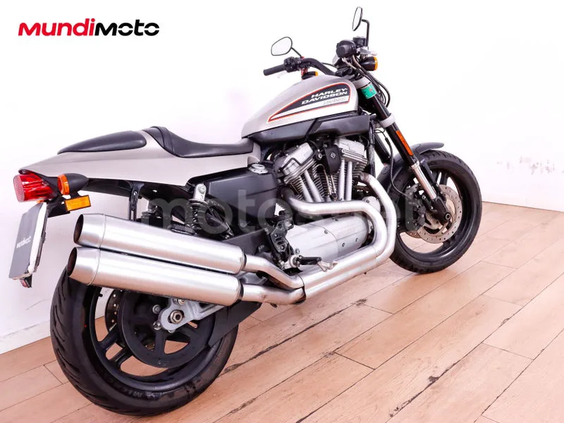 Harley-Davidson XR1200X - Vista 3