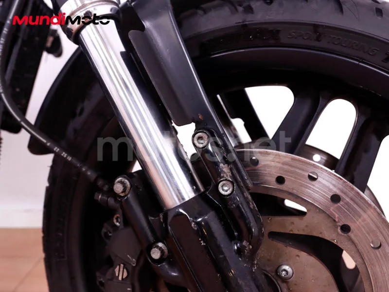 Harley-Davidson XR1200X - Vista 32