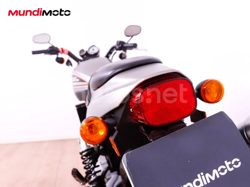 Harley-Davidson XR1200X - Vista 9