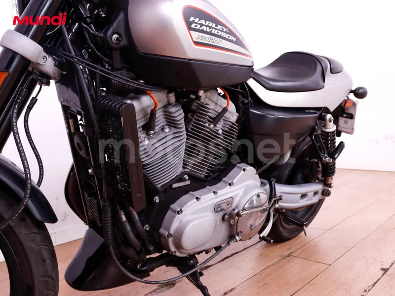Harley-Davidson XR1200X - Vista 10