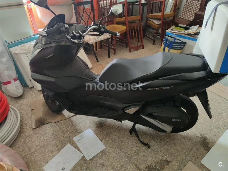 Honda PCX125 - Vista 4