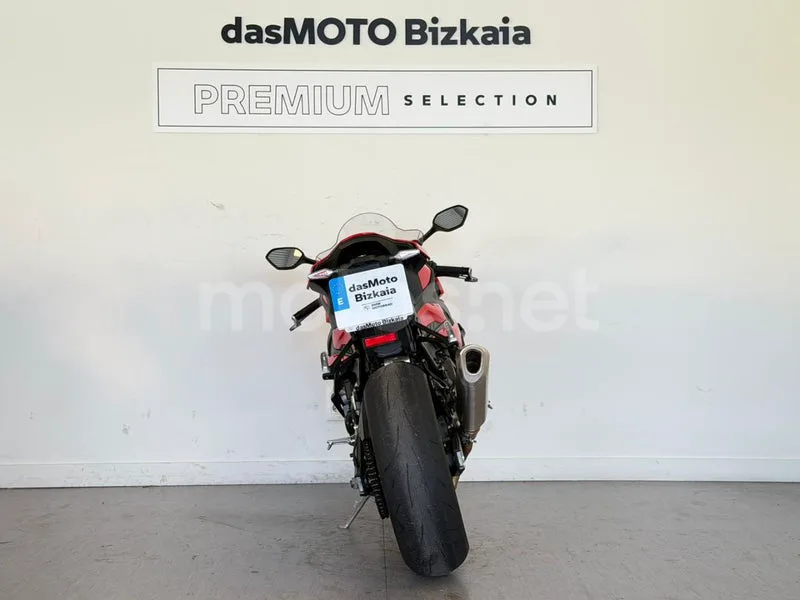 BMW S 1000 RR - Vista 4