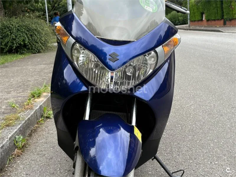 Suzuki Burgman 125 1400 € 2008 Asturias - 1