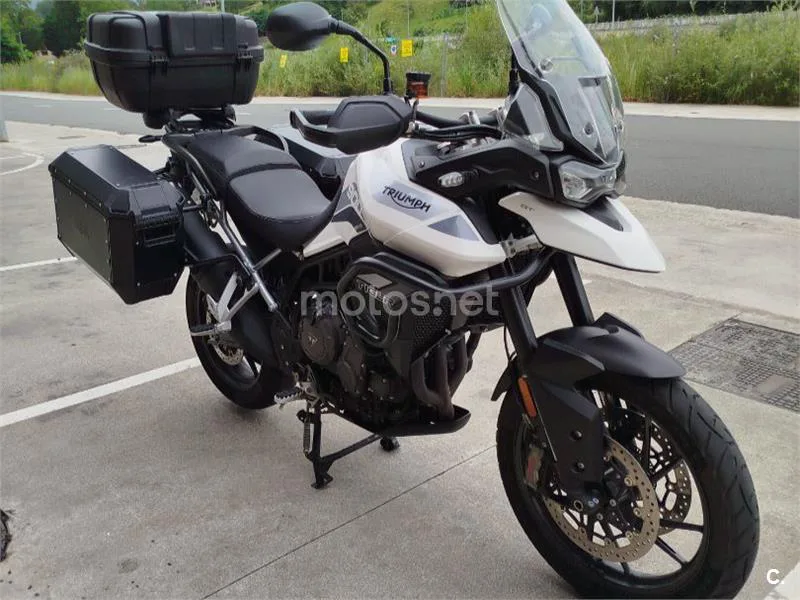 Triumph Tiger 900 - Vista 6
