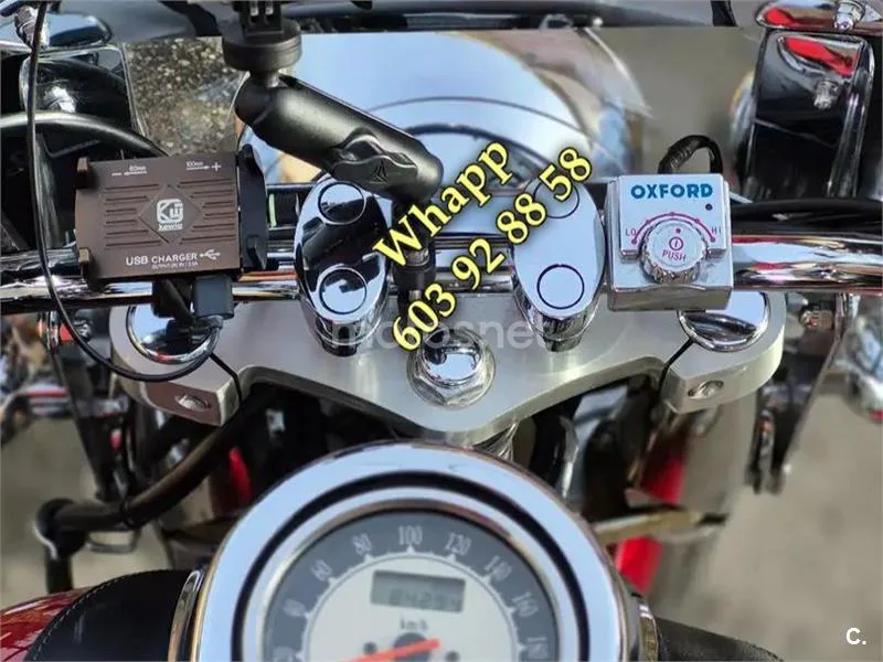 Kawasaki VN900 Classic - Vista 5