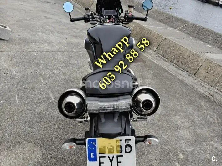 Yamaha MT-01 - Vista 4