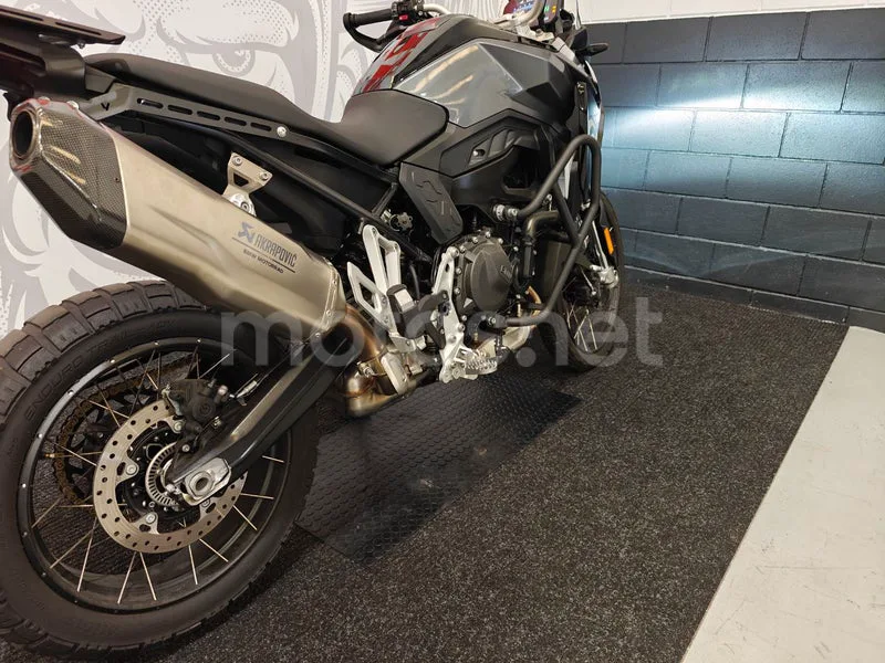 BMW F 900 GS - Vista 3