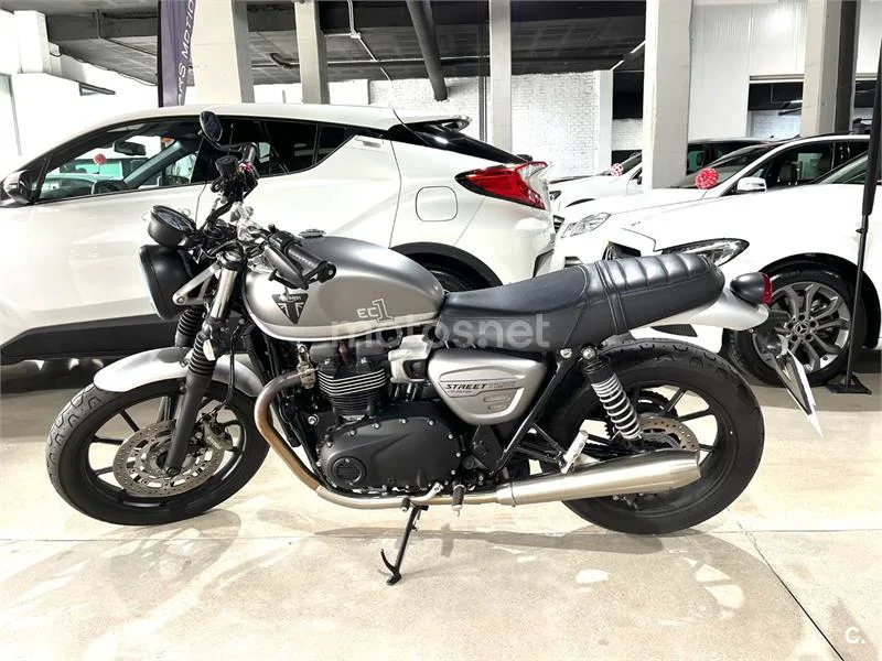 Triumph Street Twin 8490 € 2022 Málaga - 1
