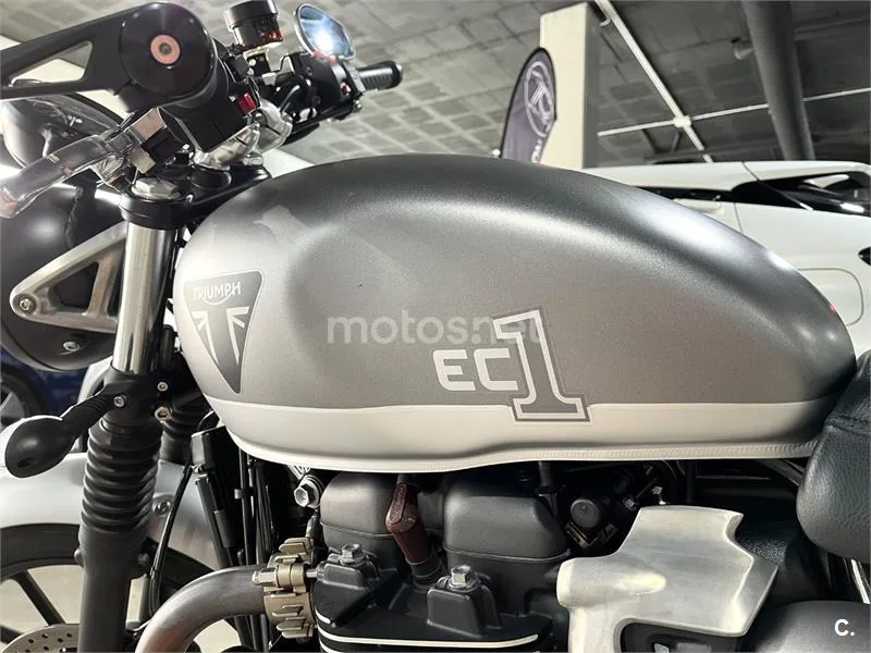 Triumph Street Twin - Vista 3