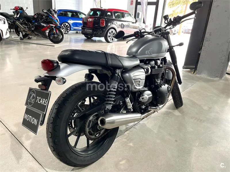 Triumph Street Twin - Vista 7