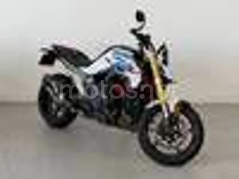BMW R 1300 R - Vista 4