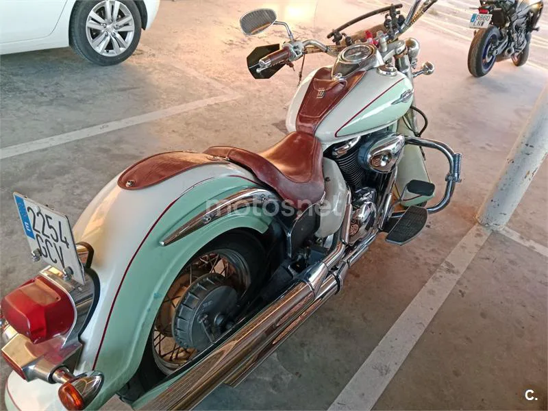 Suzuki Intruder C800 - Vista 4