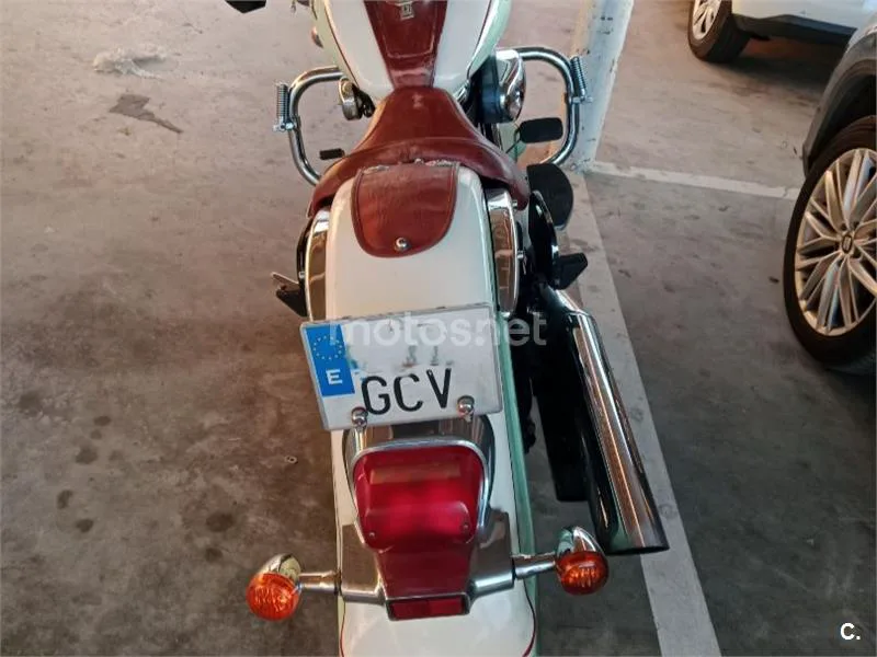 Suzuki Intruder C800 - Vista 6