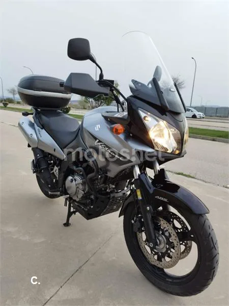 Suzuki V-Strom 650 - Vista 13