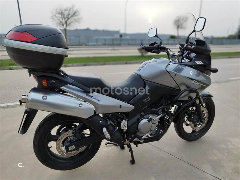 Suzuki V-Strom 650 - Vista 4