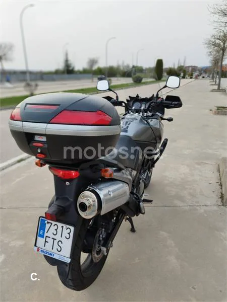 Suzuki V-Strom 650 - Vista 8