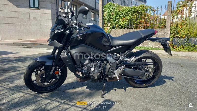 Yamaha MT-09 - Vista 3