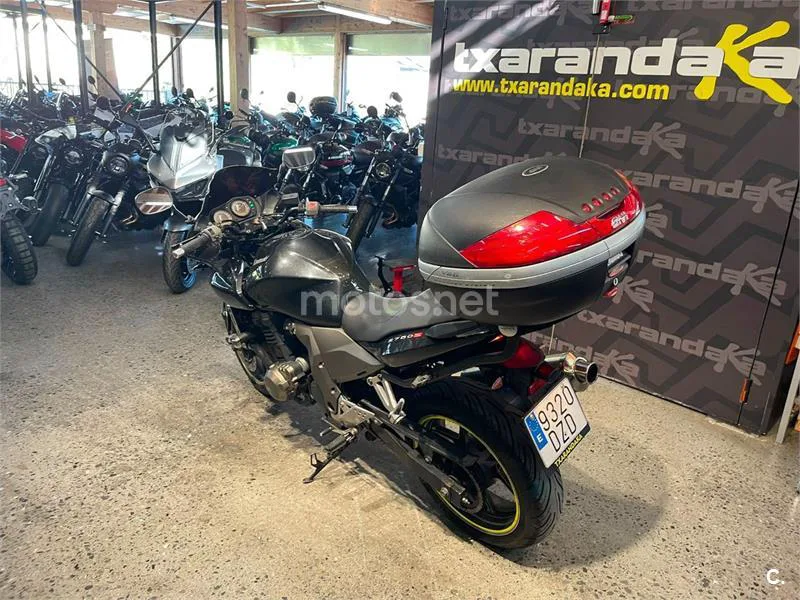 Kawasaki ZR-7S - Vista 4