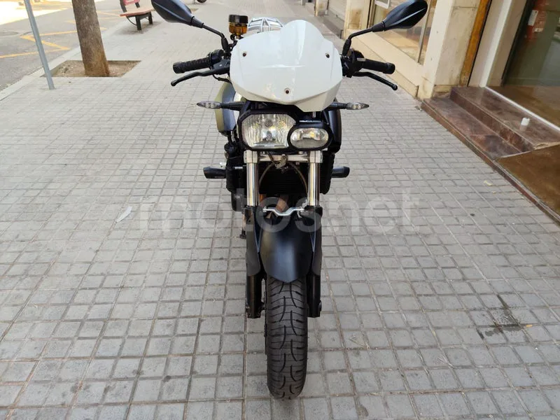 BMW F 800 R - Vista 3