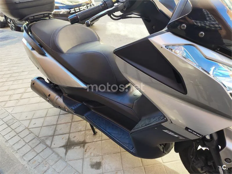 Kymco Super Dink 125 - Vista 3