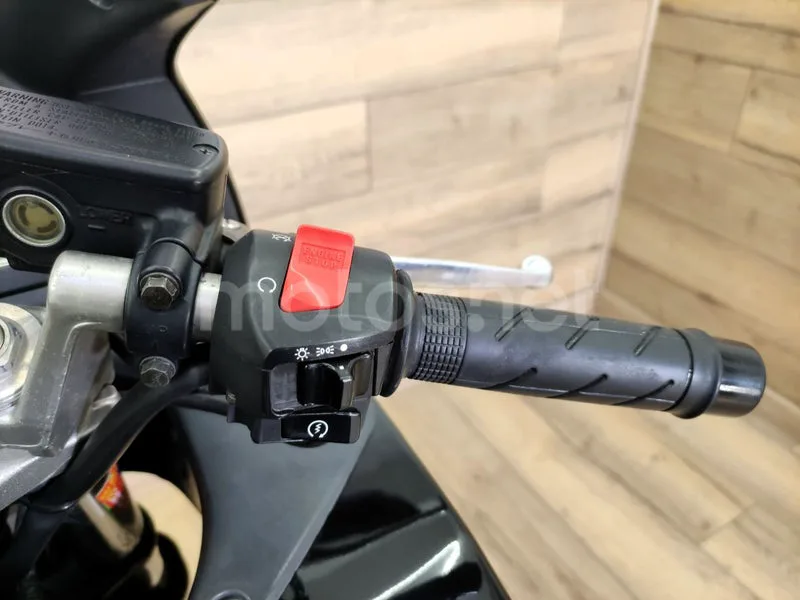 Honda VFR800F - Vista 20