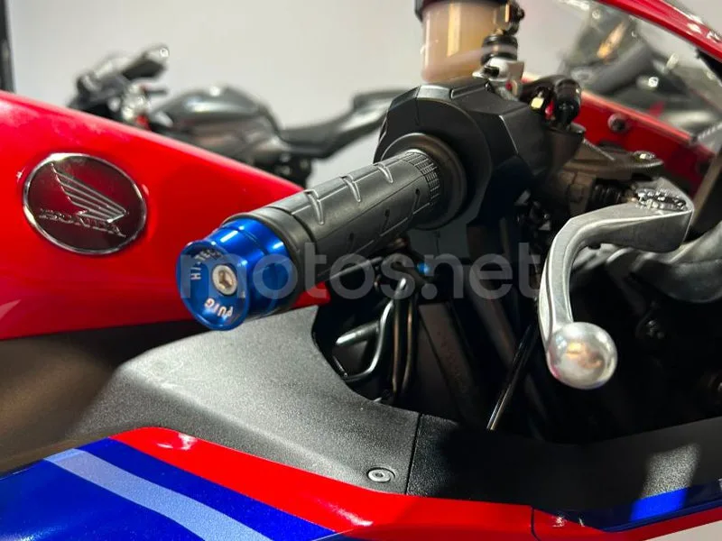 Honda CBR600RR - Vista 16