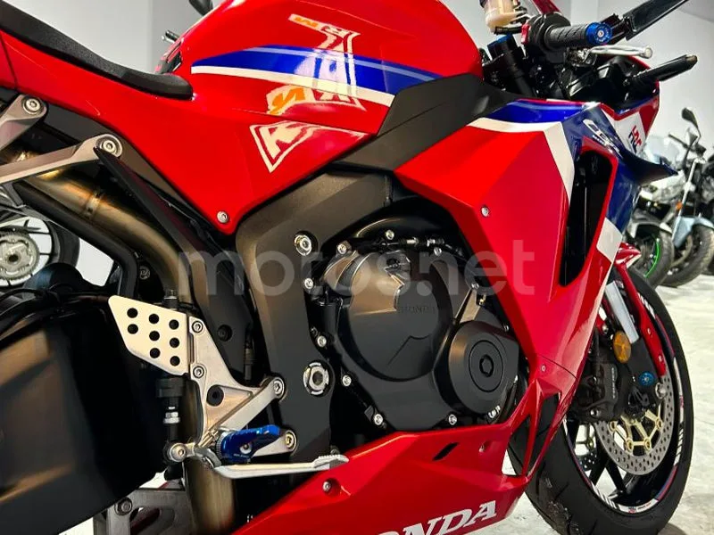 Honda CBR600RR - Vista 6