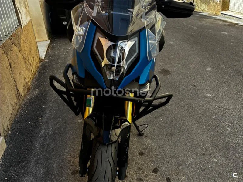 CFMOTO 650MT - Vista 3