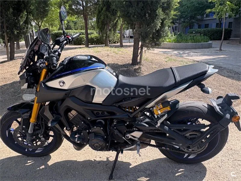 Yamaha MT-09 - Vista 6
